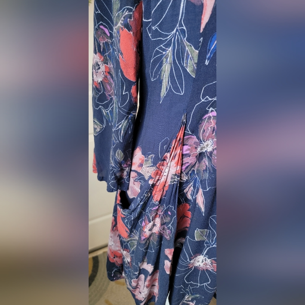 Free People All Eyes on You Floral Mini Dress Tunic Womens 2 Navy Pink Flowy Boh - Picture 8 of 15